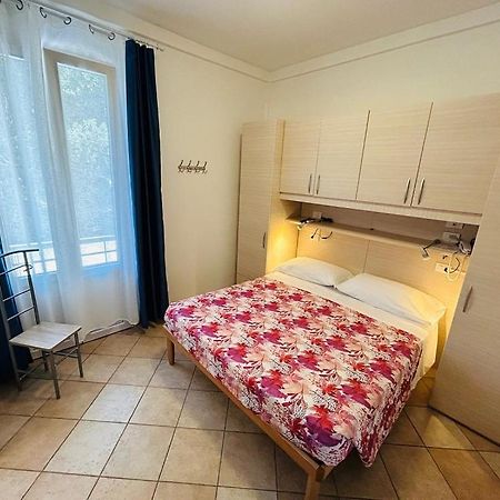 Hotel Aurora San Vincenzo Dış mekan fotoğraf