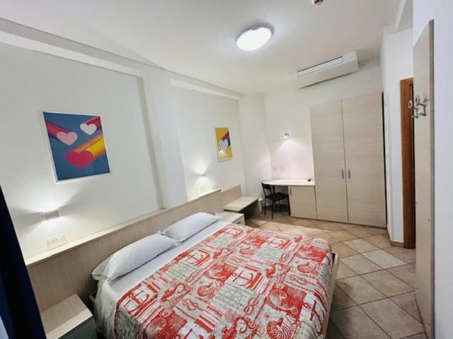 Hotel Aurora San Vincenzo Dış mekan fotoğraf