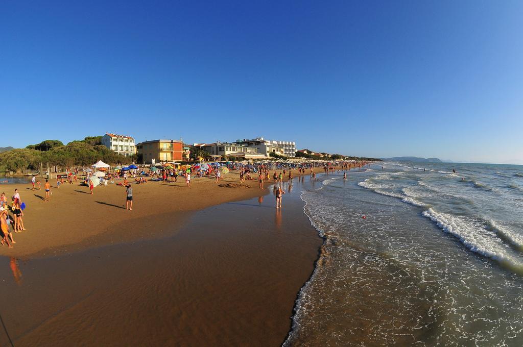 Hotel Aurora San Vincenzo Dış mekan fotoğraf