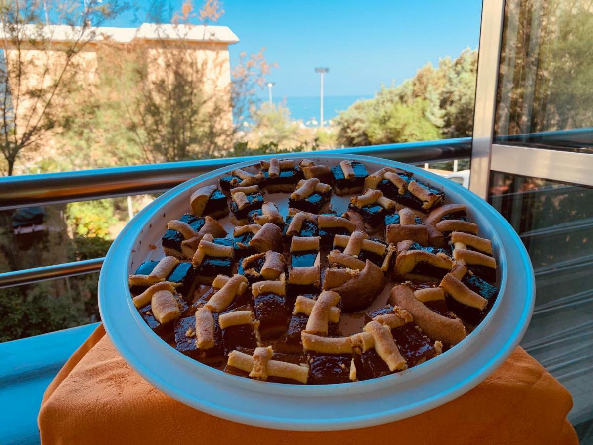 Hotel Aurora San Vincenzo Dış mekan fotoğraf